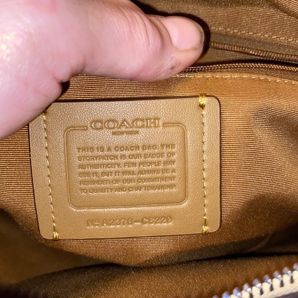 🥰♥️🔥COACH LEATHER KACEY SATCHEL IN SILVER/VANILLA 🔥 flash sale - Picture 5 of 7